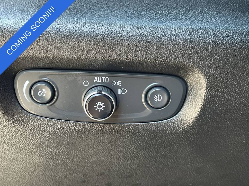 Thumbnail: 2019 Chevrolet Traverse - 35
