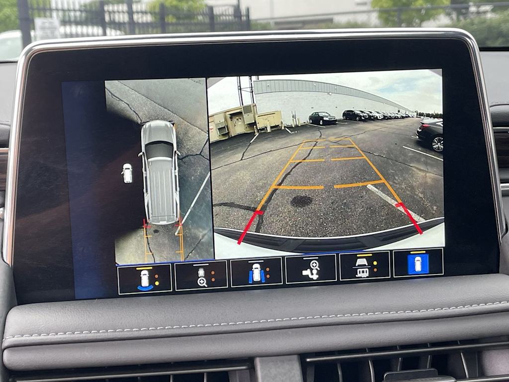 Thumbnail: 2023 Chevrolet Tahoe - 35