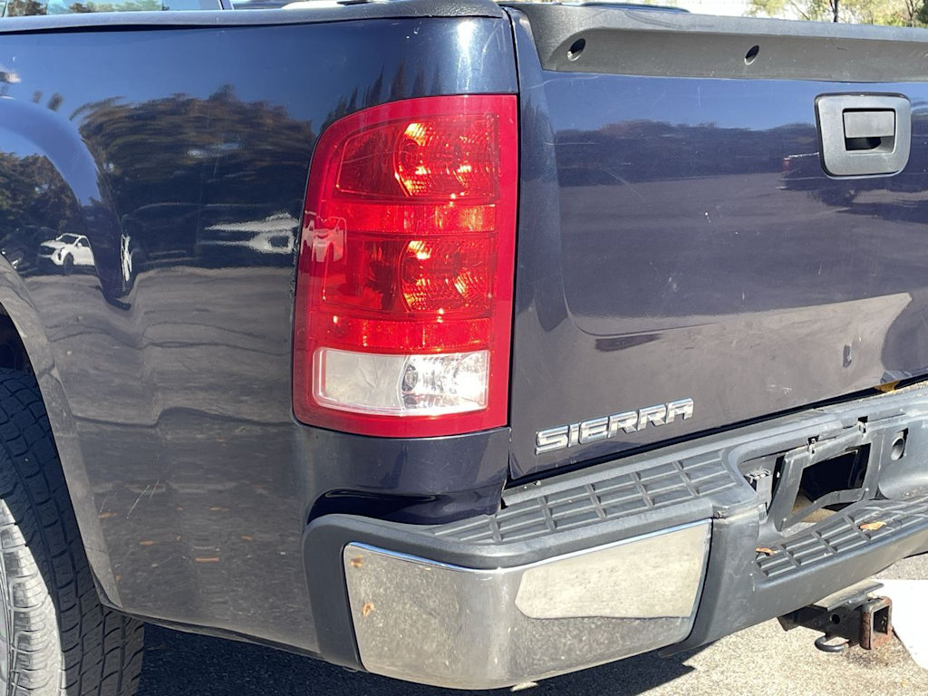 Thumbnail: 2008 GMC Sierra 1500 - 33