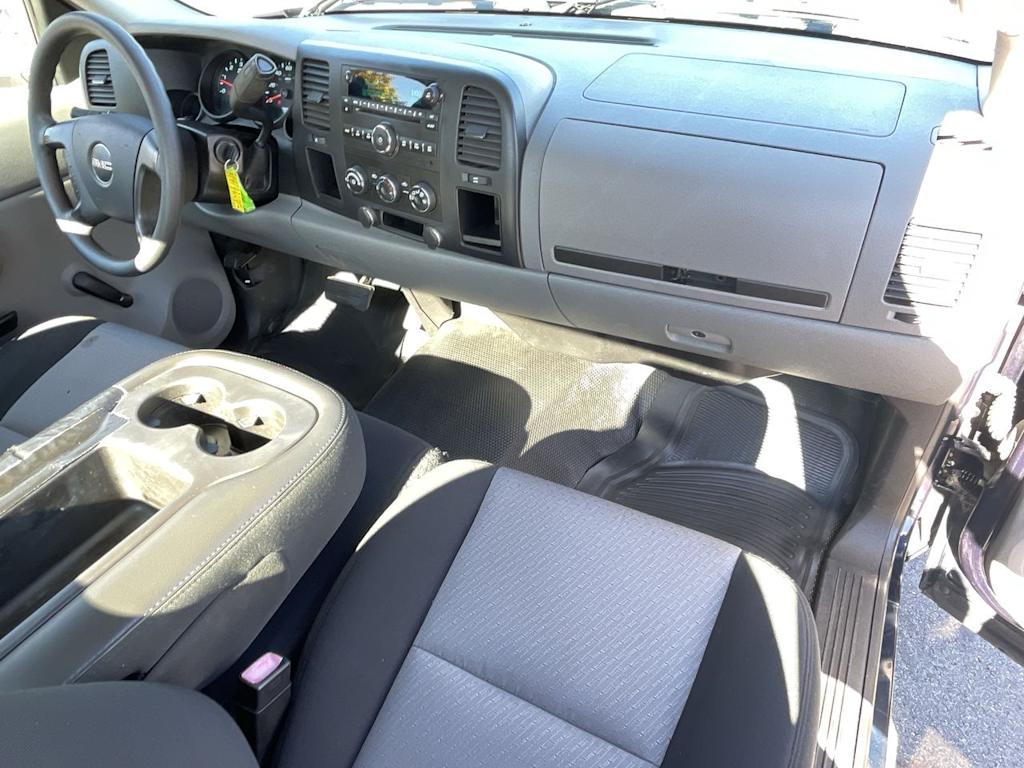 Thumbnail: 2008 GMC Sierra 1500 - 25