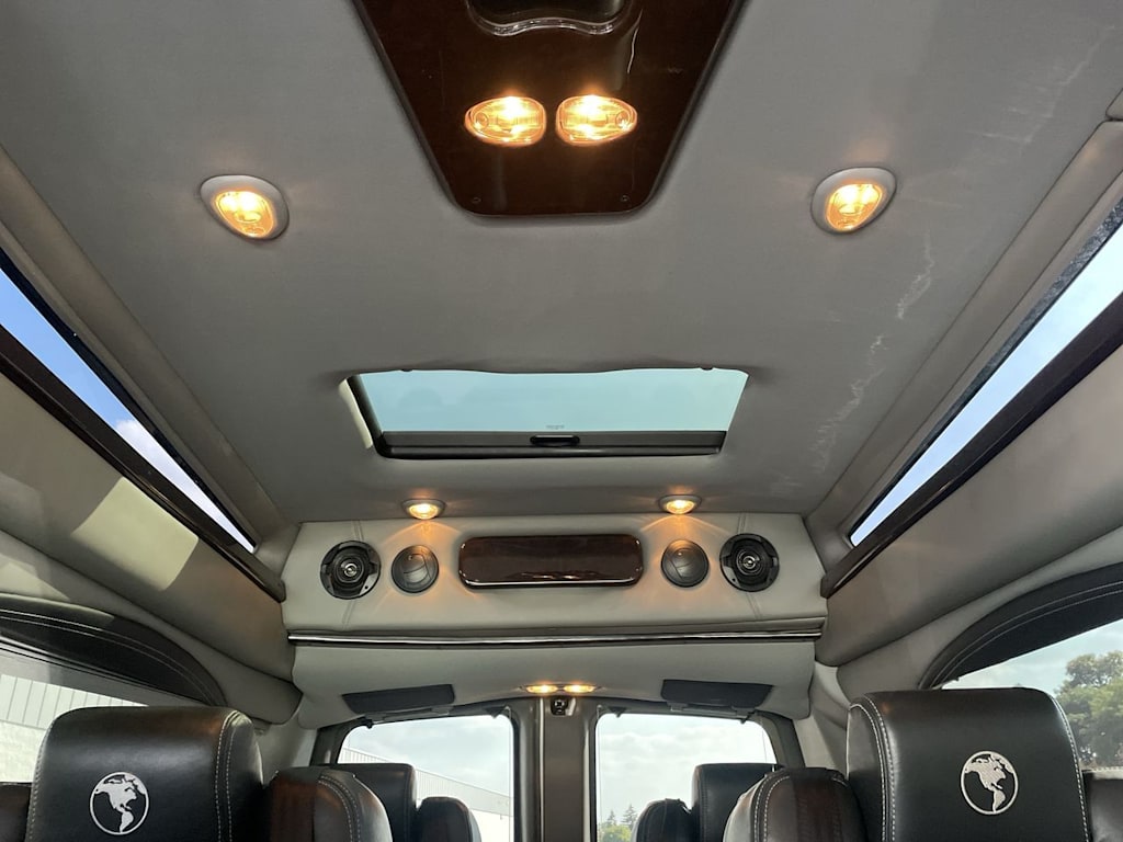 Thumbnail: 2019 GMC Savana - 27