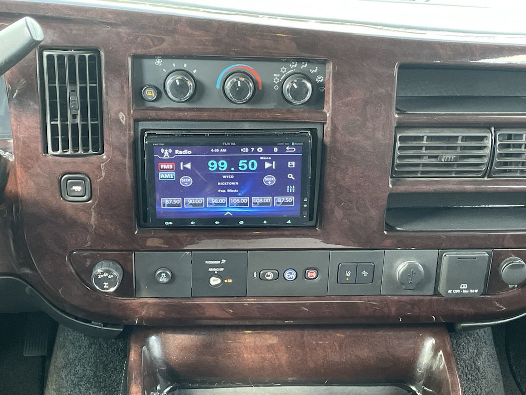 Thumbnail: 2019 GMC Savana - 12