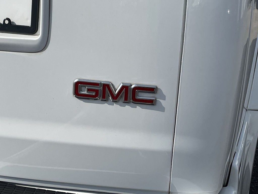 Thumbnail: 2019 GMC Savana - 44