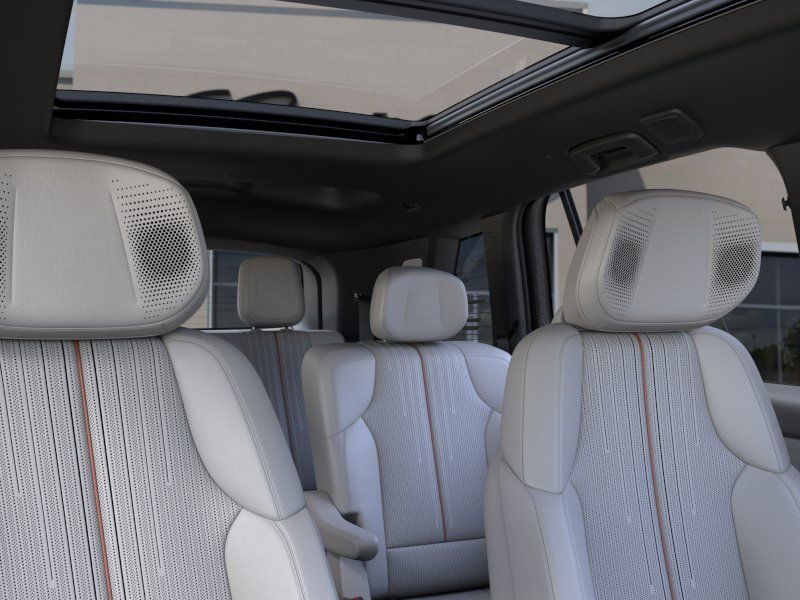 2026 Cadillac Vistiq Sport 24