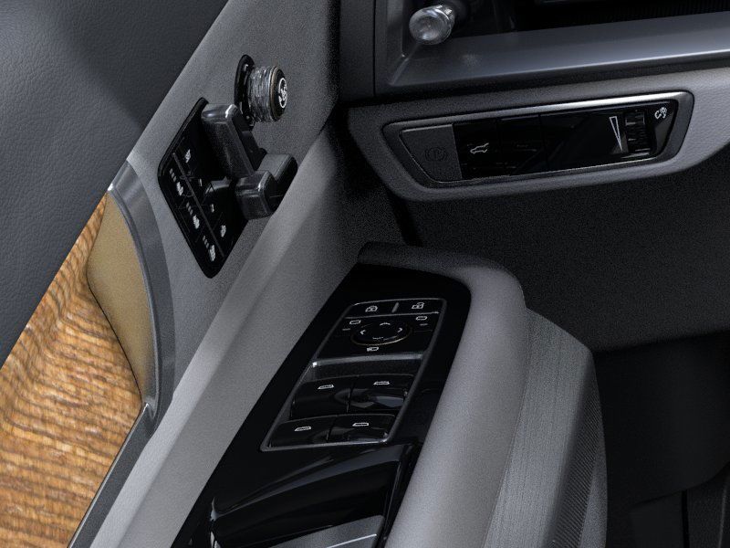 2026 Cadillac Vistiq Sport 23