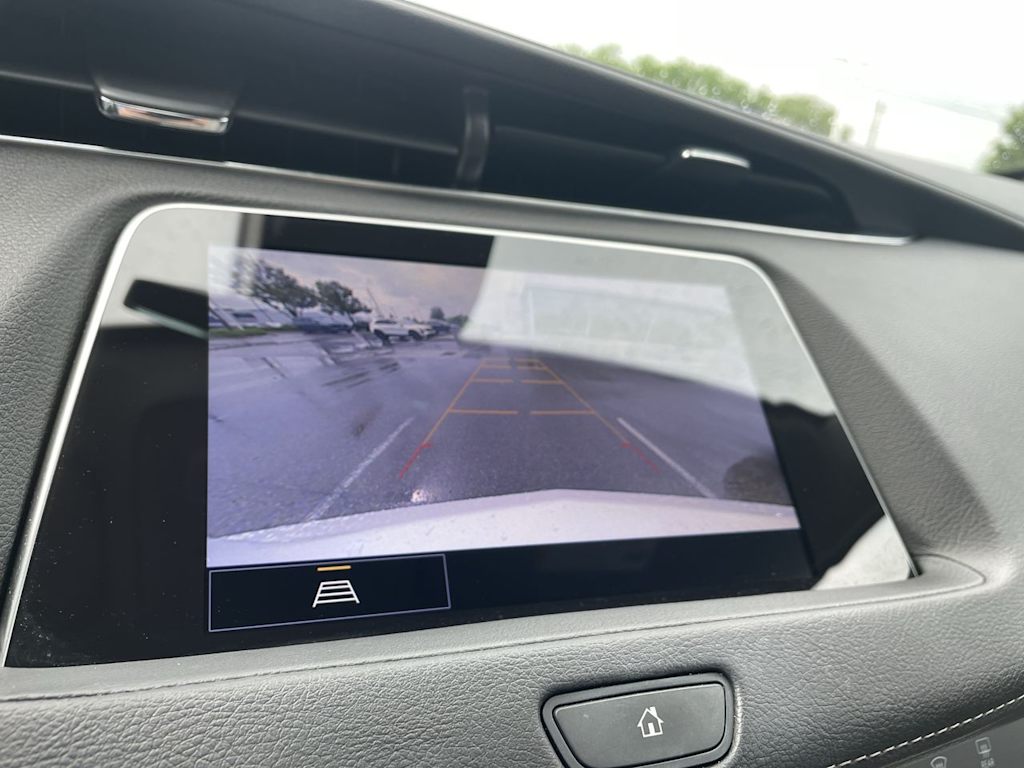 2022 Cadillac XT4 Luxury 32
