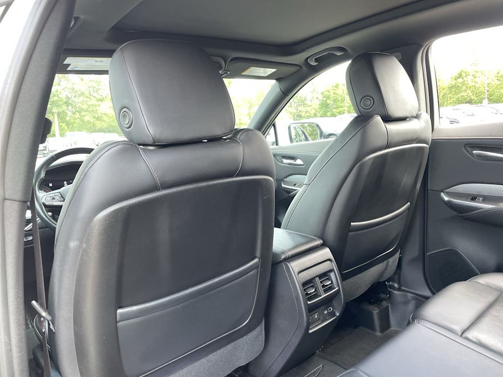 Thumbnail: 2023 Cadillac XT4 - 28