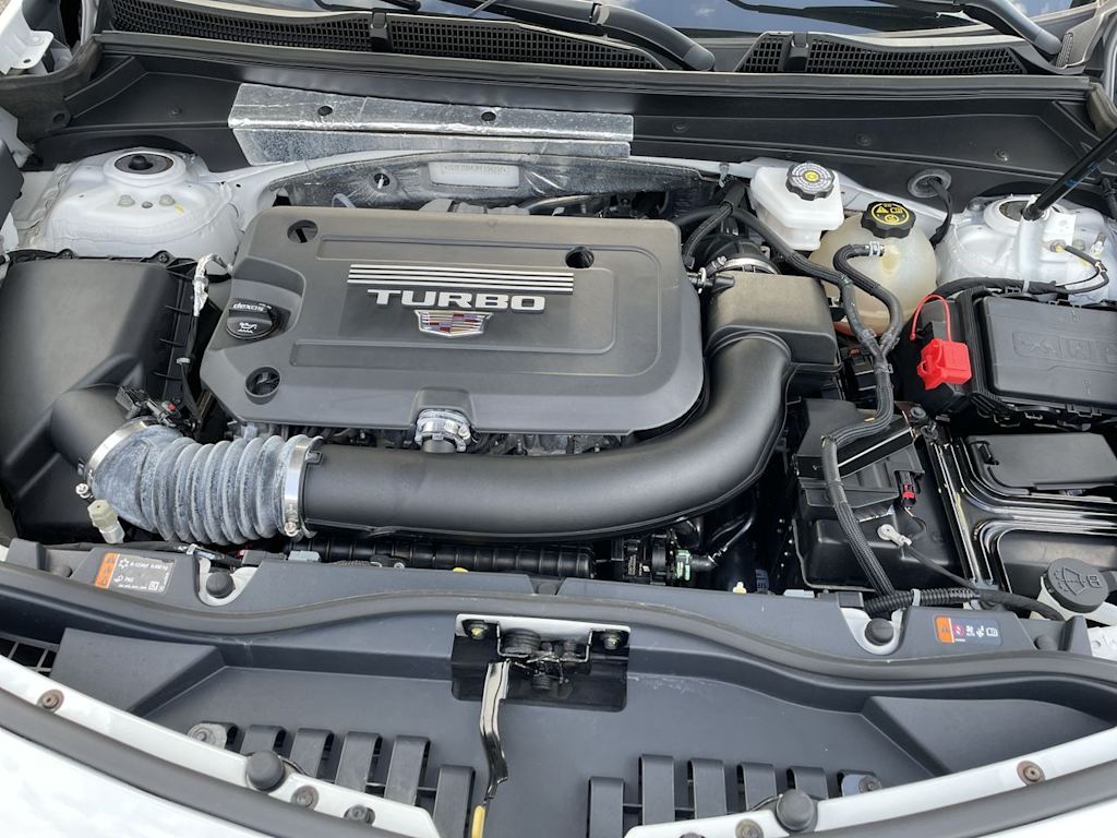 Thumbnail: 2023 Cadillac XT4 - 8