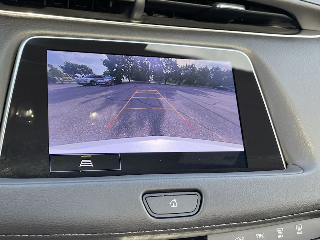 Thumbnail: 2023 Cadillac XT4 - 34