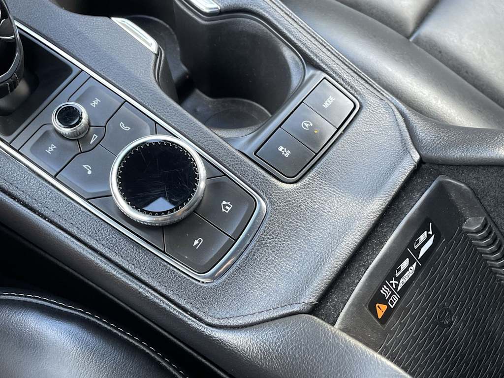 Thumbnail: 2023 Cadillac XT4 - 36