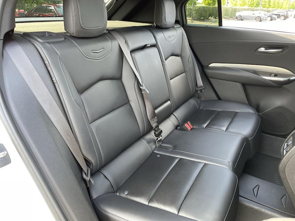 Thumbnail: 2023 Cadillac XT4 - 12