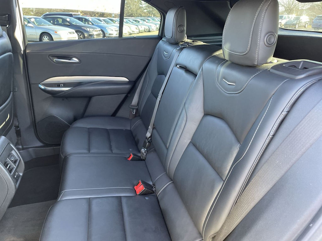 Thumbnail: 2023 Cadillac XT4 - 27