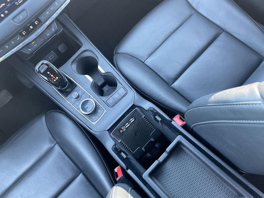 Thumbnail: 2023 Cadillac XT4 - 14