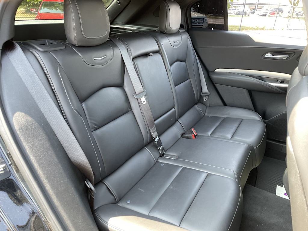 Thumbnail: 2021 Cadillac XT4 - 12