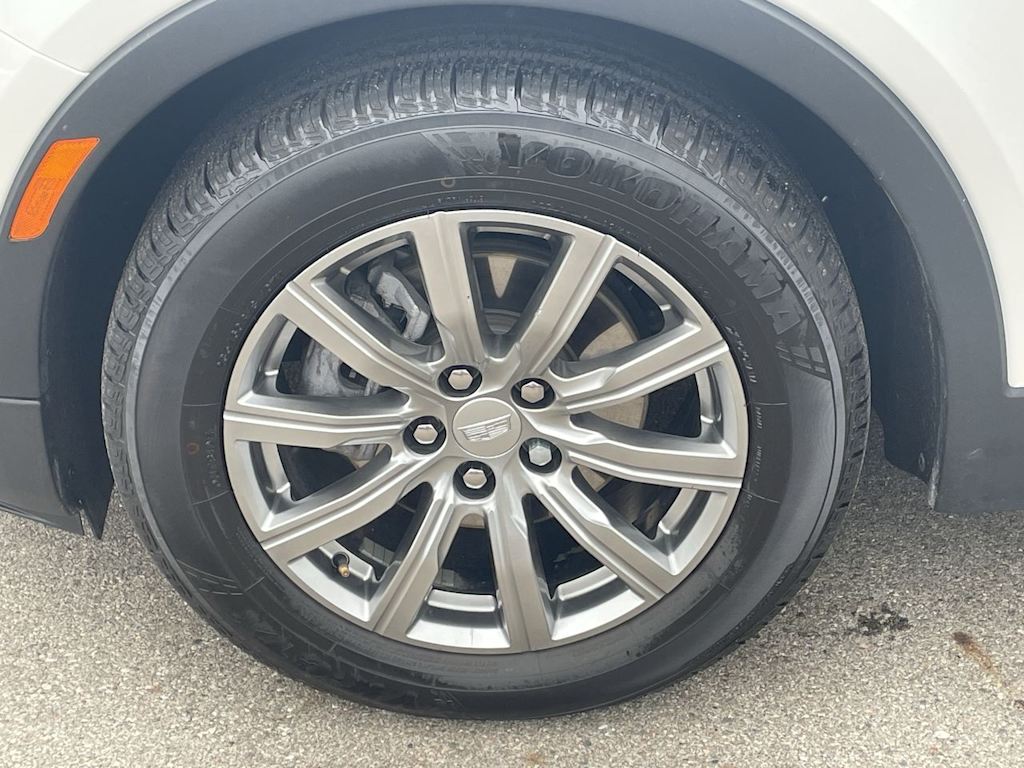 2023 Cadillac XT4 Premium Luxury 6