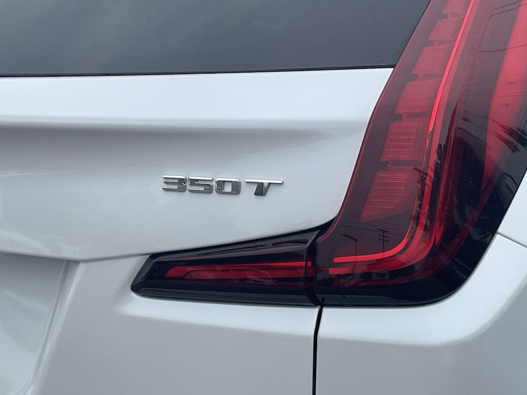 2023 Cadillac XT4 Premium Luxury 40
