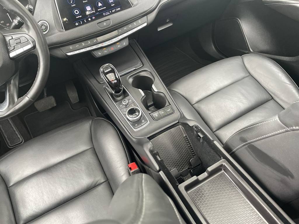 2023 Cadillac XT4 Premium Luxury 13