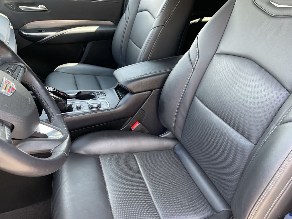 Thumbnail: 2024 Cadillac XT4 - 11