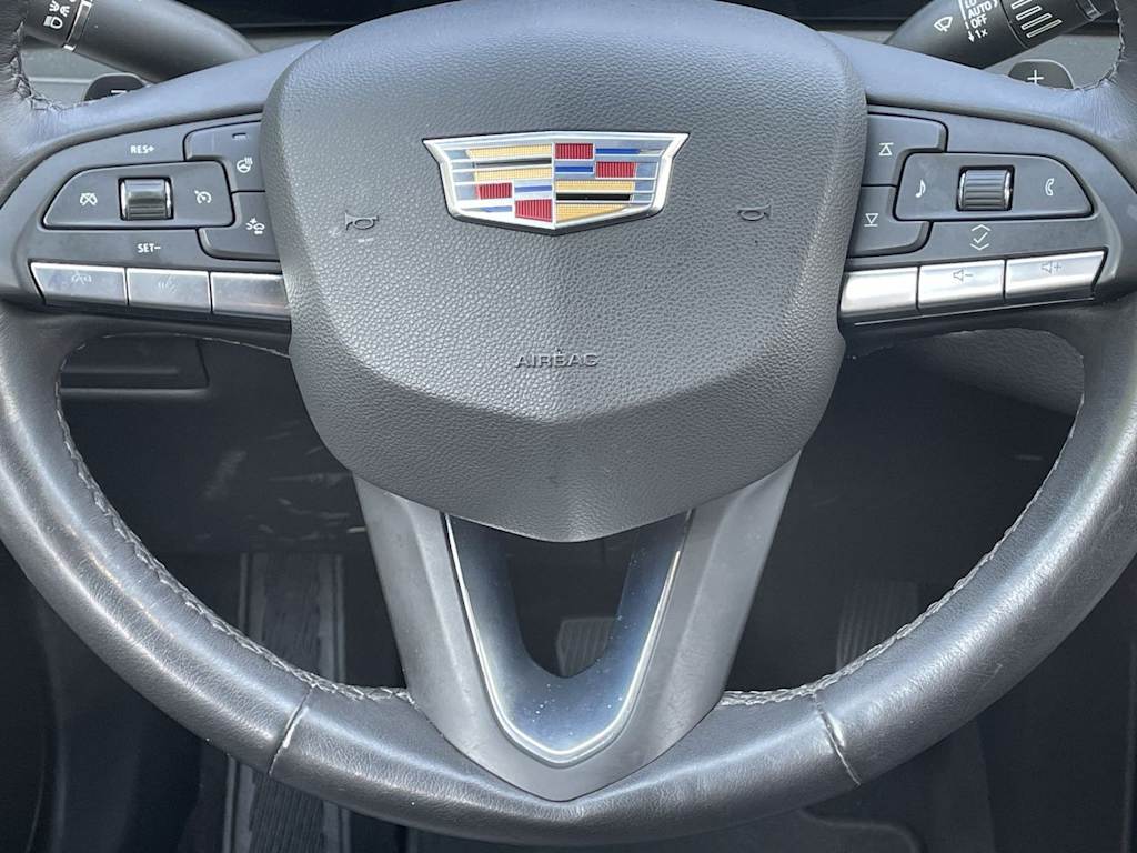 Thumbnail: 2024 Cadillac XT4 - 24