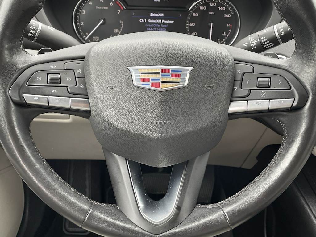 Thumbnail: 2022 Cadillac XT4 - 24