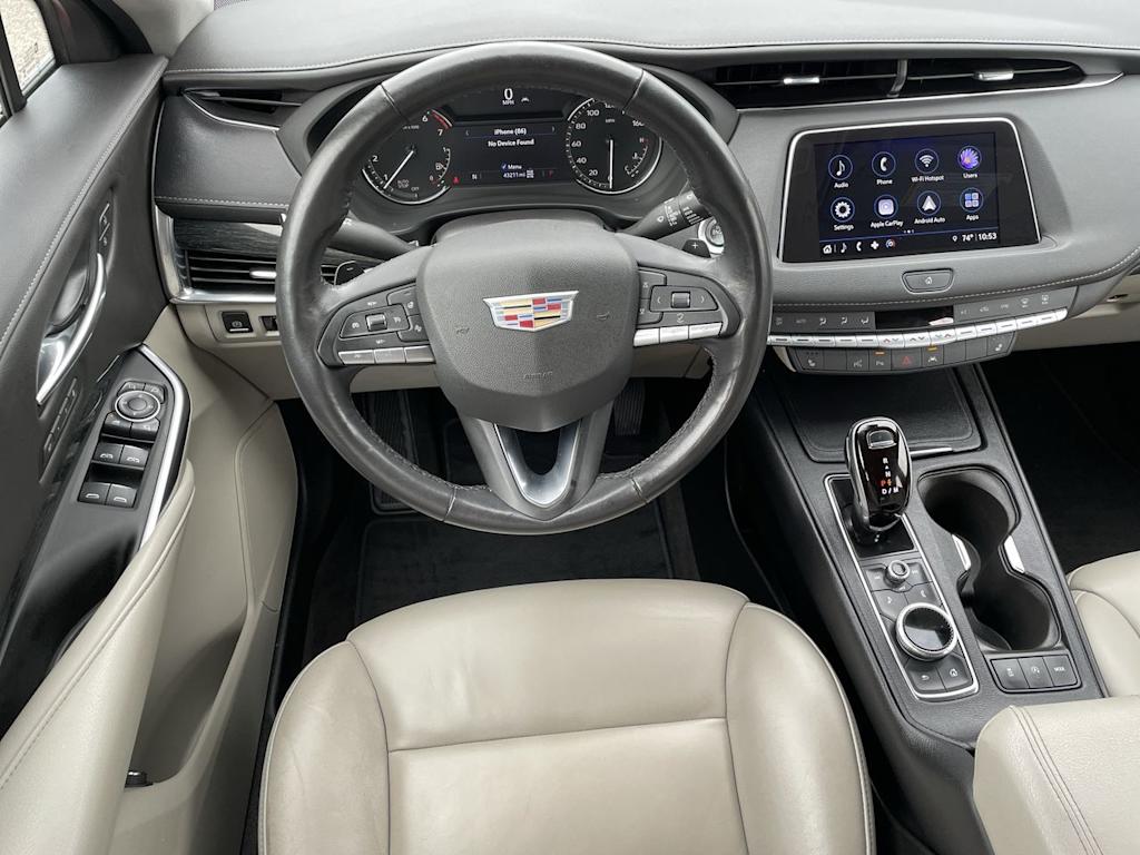 Thumbnail: 2022 Cadillac XT4 - 2
