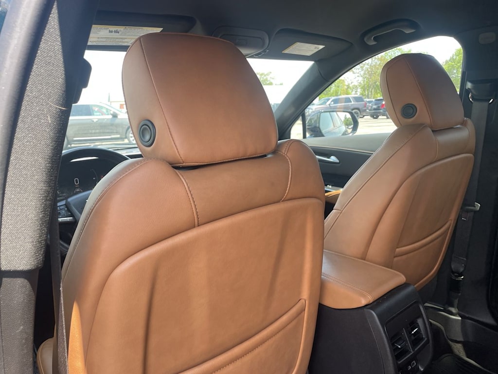 Thumbnail: 2024 Cadillac XT4 - 28