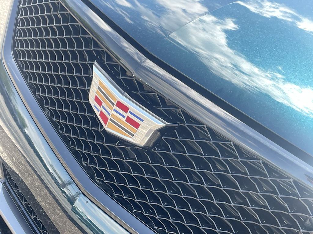 Thumbnail: 2024 Cadillac XT4 - 6