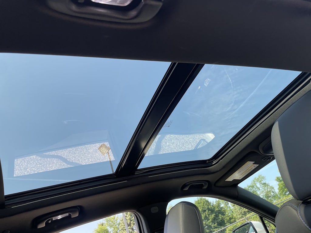 Thumbnail: 2024 Cadillac XT4 - 29