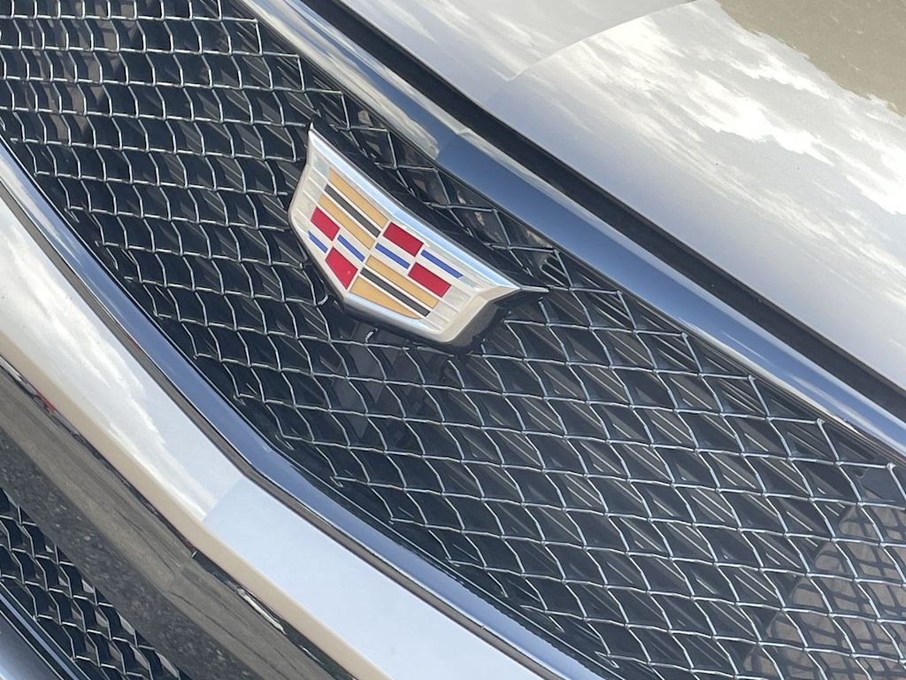 Thumbnail: 2024 Cadillac XT4 - 6
