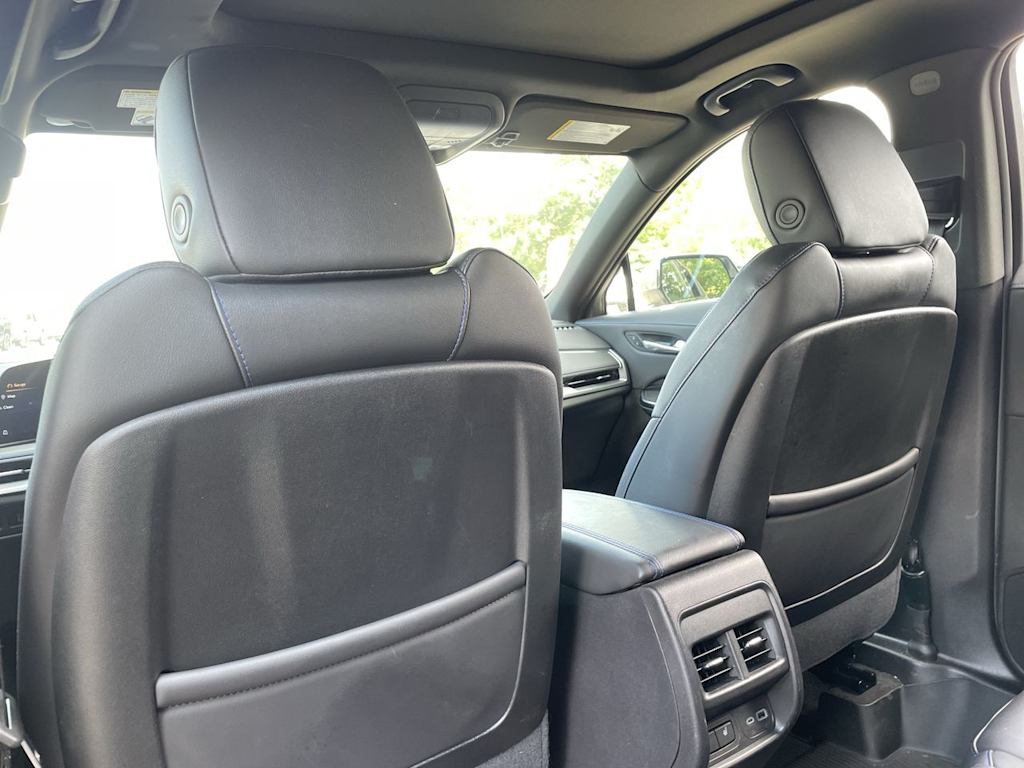Thumbnail: 2024 Cadillac XT4 - 28