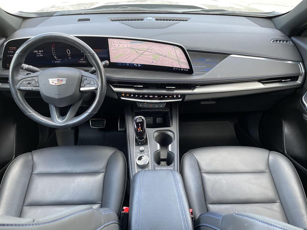 Thumbnail: 2024 Cadillac XT4 - 9