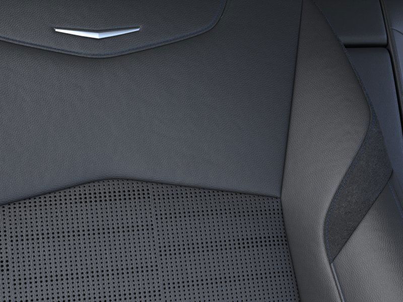 Thumbnail: 2025 Cadillac XT4 - 6