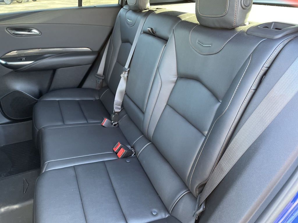 Thumbnail: 2023 Cadillac XT4 - 27