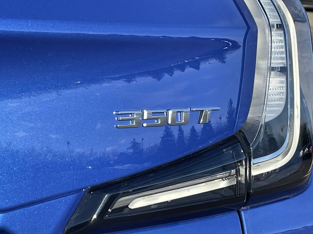 Thumbnail: 2023 Cadillac XT4 - 41