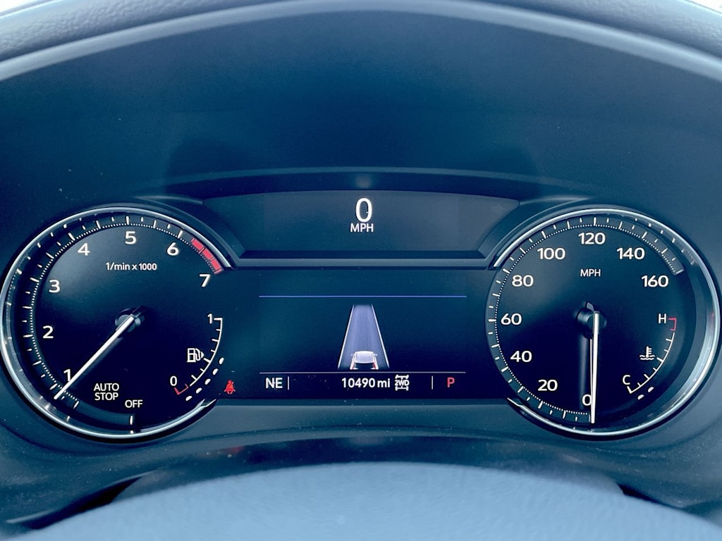 Thumbnail: 2023 Cadillac XT4 - 15