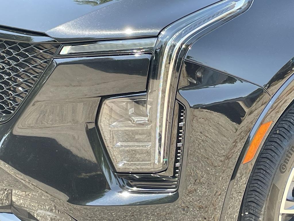 Thumbnail: 2024 Cadillac XT4 - 39