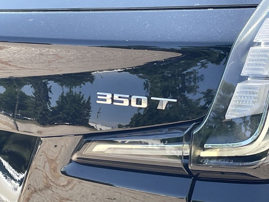 Thumbnail: 2024 Cadillac XT4 - 41