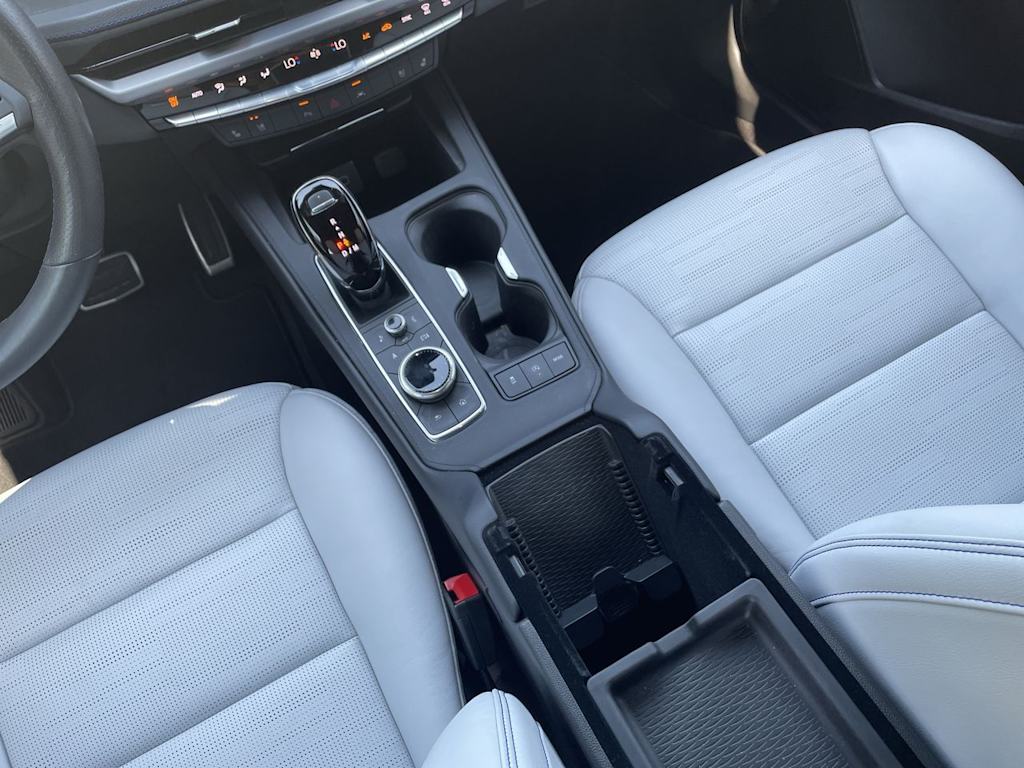 Thumbnail: 2024 Cadillac XT4 - 14