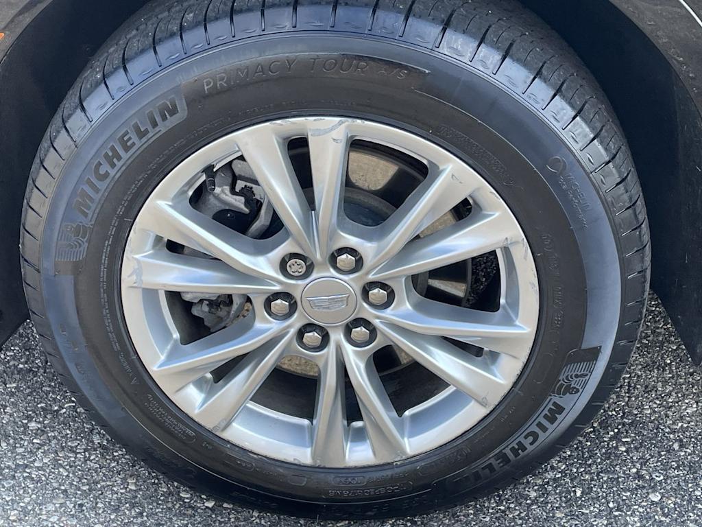 Thumbnail: 2024 Cadillac XT5 - 6