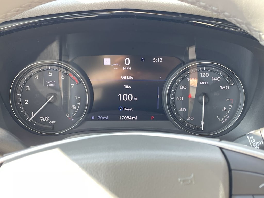 Thumbnail: 2022 Cadillac XT5 - 16