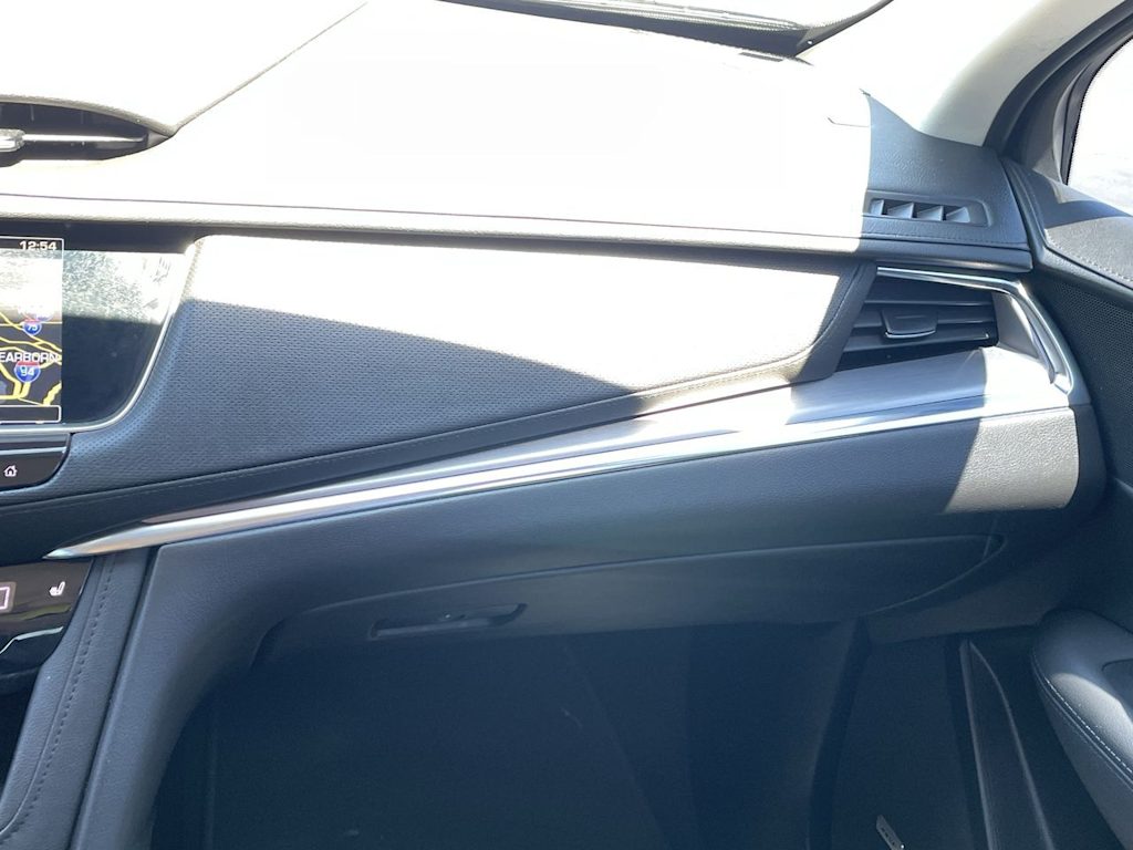 Thumbnail: 2018 Cadillac XT5 - 25
