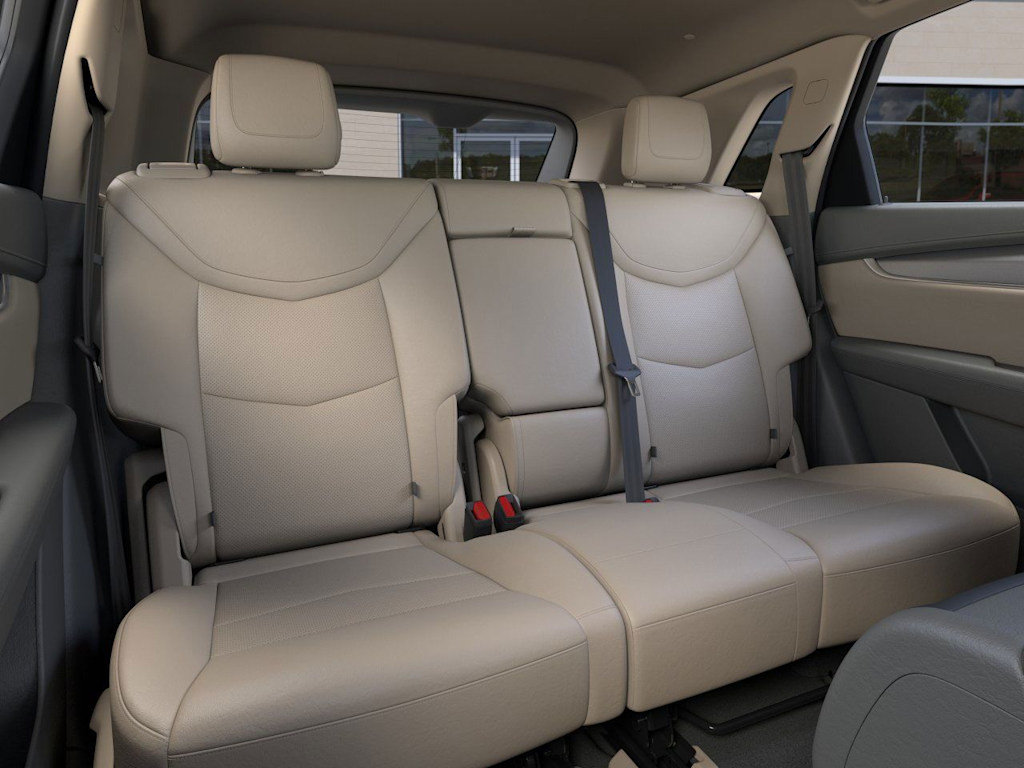 Thumbnail: 2026 Cadillac XT5 - 8