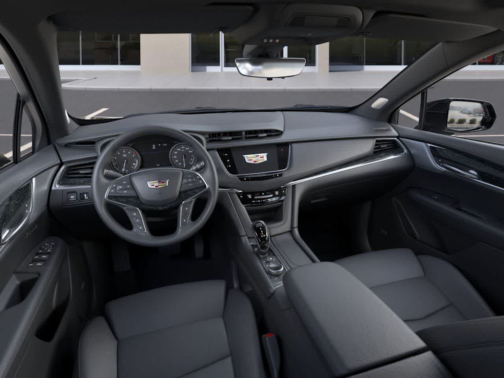 Thumbnail: 2026 Cadillac XT5 - 2