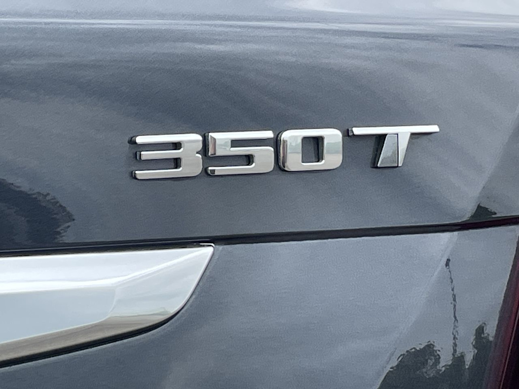 Thumbnail: 2023 Cadillac XT5 - 41