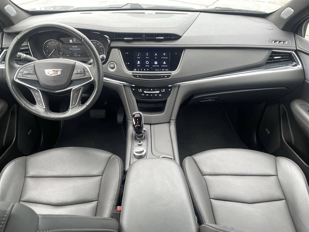 Thumbnail: 2024 Cadillac XT5 - 8