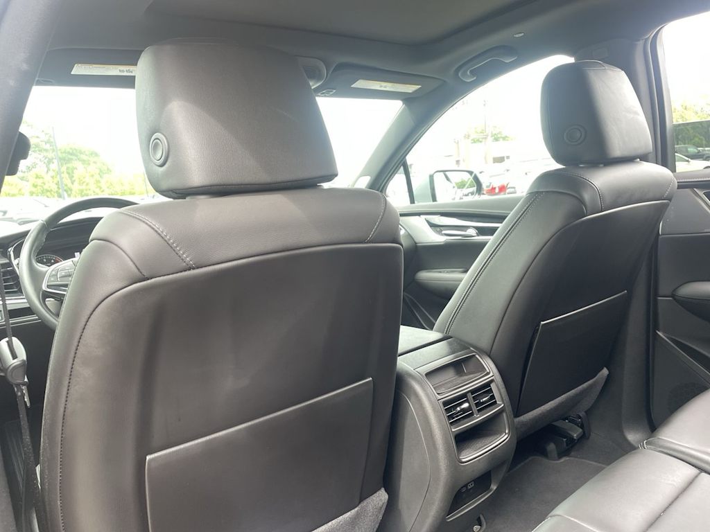 Thumbnail: 2024 Cadillac XT5 - 28