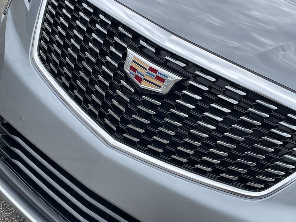 Thumbnail: 2024 Cadillac XT5 - 5