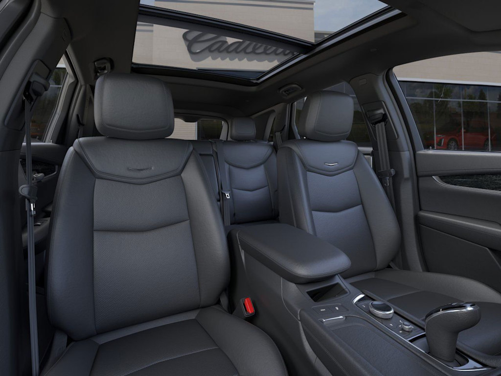 Thumbnail: 2025 Cadillac XT5 - 7