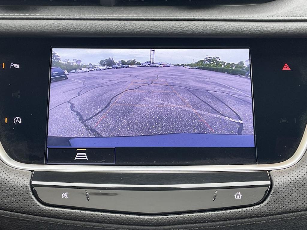 Thumbnail: 2023 Cadillac XT5 - 33