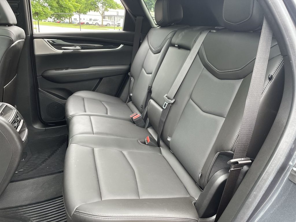 Thumbnail: 2023 Cadillac XT5 - 27